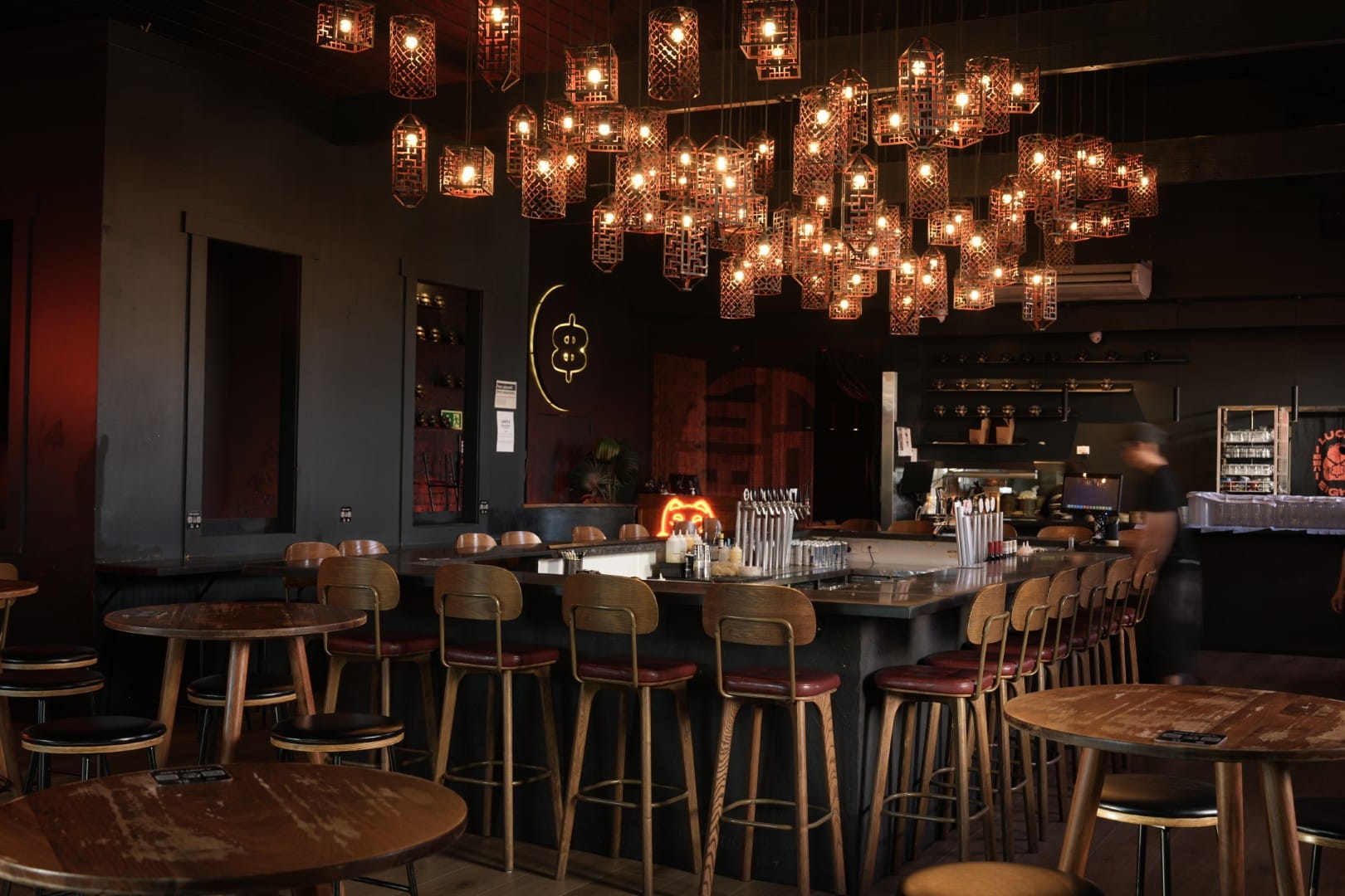Auckland · the lantern bar
